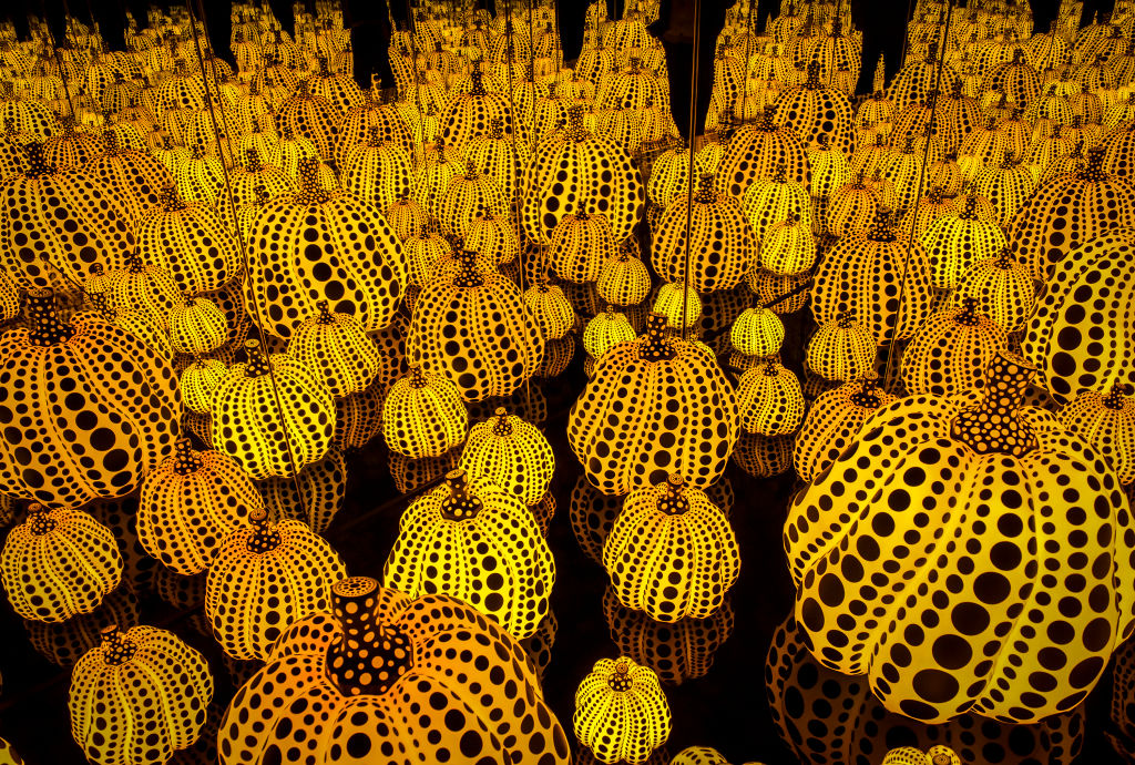 WASHINGTON, DC - FEBRUARY 21:
 "Infinity Mirrored Room-All the Eternal Love I Have for the Pumpkins",  for "Yayoi Kusama: Infinite Mirrors" which is due to open at the Hirshhorn this week on February, 21, 2017 in Washington, DC. 
(Photo by Bill O'Leary/The Washington Post via Getty Images)